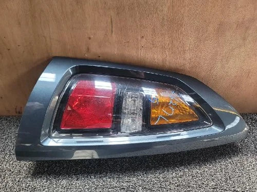 Rear tail light assembly compatible with Kia Soul 2009, genuine OEM replacement part 92410 2K000