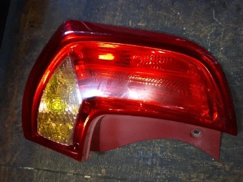 Right rear combination tail light assembly OEM 92402 1Y000 compatible with Kia Picanto 2016