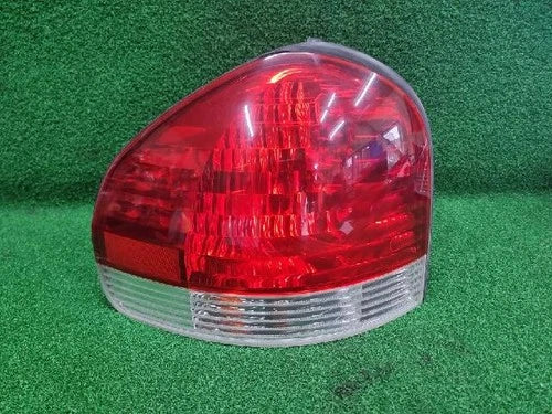 Left rear tail light assembly compatible with Hyundai Santa Fe 2001, LH OEM 92401, 26000