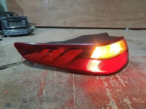 Left rear combination tail light assembly compatible with Kia K5 2014, genuine OEM replacement part 92401-2T500