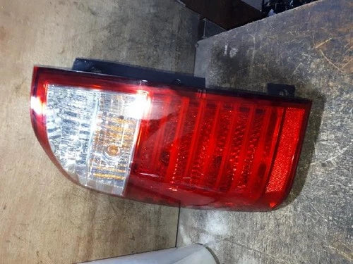 Conjunto de faro/calavera trasero izquierdo para Kia Carnival 2007, pieza original OEM 92401 4D000