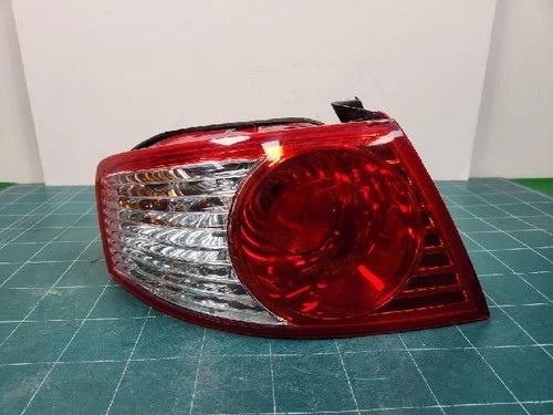 Left rear tail light assembly compatible with Kia GH300 2005, genuine OEM replacement part 92401 3F070