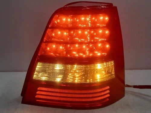 Rear combination tail light/position light compatible with Kia Sorento 2008, genuine OEM replacement part 924023E500