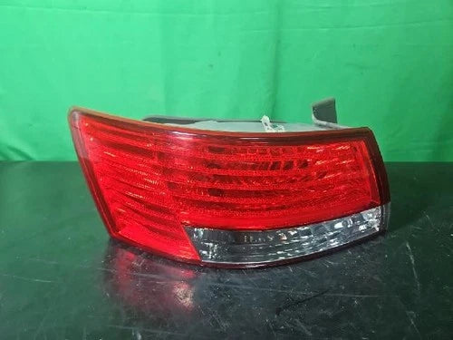Left rear tail light assembly (combination) compatible with Hyundai NF 2008, genuine OEM replacement part 92401 3K500