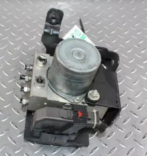 Bomba/Módulo ABS OEM usada para 2009-2013 Chevy Silverado 1500
