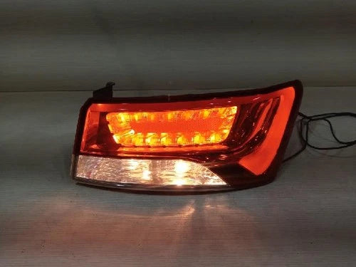 Conjunto de faro/calavera trasero exterior derecho (OEM) Kia 2012, 924021M500