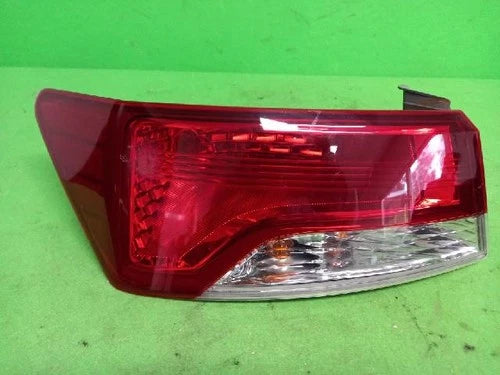 Rear combination tail light assembly (left) compatible with Kia 1.6 2010, OEM 92401 1M300