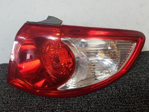 Rear Used OEM Tail Light - Hyundai Santa Fe 2007 assembly right rear tail light, RH OEM 92402, 2B000