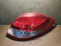 Rear combination tail light (right) compatible with Hyundai Veloster 2014, genuine OEM replacement part 92402 2V110