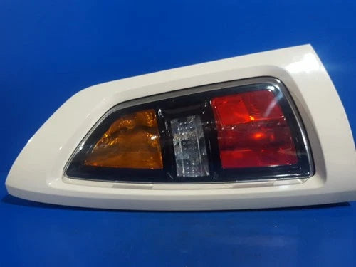 Refacción OEM Usada - Conjunto de faros/calaveras traseros combinados para Kia Soul 2010, pieza original OEM 924202K000