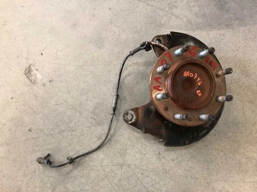 Refacción OEM usada OEM usada - 2003-2007 Hummer H2 Passenger Right Front Spindle Knuckle OEM