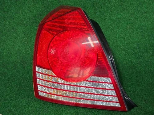 Left rear combination tail light assembly compatible with Hyundai Elantra 2006, genuine OEM replacement part 924012D500