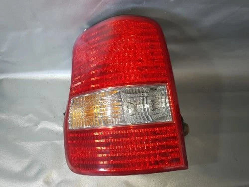 Kia Carnival 2003 - Luz trasera / calavera combinada izquierda OEM 1K53A 51160