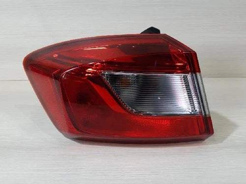 Rear combination tail light compatible with Chevrolet Cruze 2017 (left side/driver side) OEM 42678835