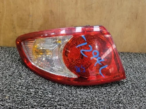 Left rear tail light assembly (combination) OEM 92401 2B000 compatible with Hyundai Santa Fe 2009