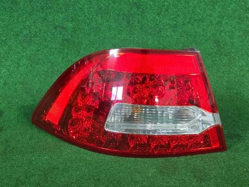 Left rear combination tail light assembly compatible with Kia Optima 2010, genuine OEM replacement part 924012G600