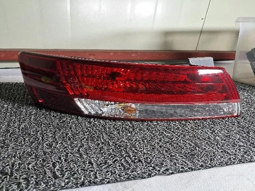 Rear combination tail light (left) compatible with Hyundai NF 2005, genuine OEM replacement part 924013K0
