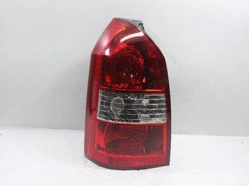 Left rear combination tail light assembly compatible with Hyundai Tucson 2005, genuine OEM replacement part 924012E0