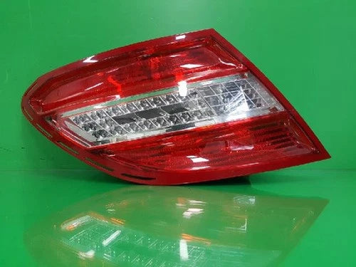 Used OEM Part - Rear tail light left for Mercedes Benz C220 CDI 2009 (genuine OEM replacement part 2048201964)