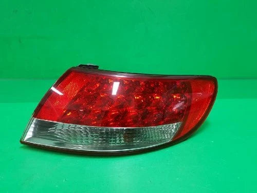 Right rear combination tail light assembly compatible with Hyundai Azera 2007, genuine OEM replacement part 92402 3L001