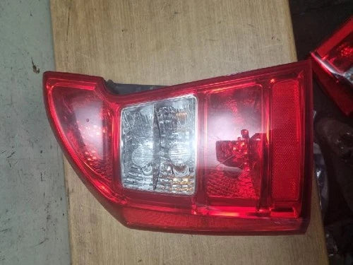 Rear combination tail light assembly (left) compatible with Kia Carens 2008, OEM 92401 1D000