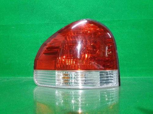 Left rear combination tail light assembly compatible with Hyundai Santa Fe 2005, genuine OEM replacement part 92401 26500
