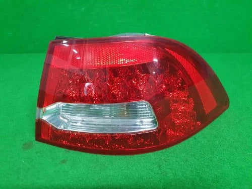 Right rear combination tail light assembly Kia Optima 2009 OEM 92402 2G500
