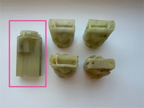 Used OEM Part - Lamp socket BMW E31 E34 E36 E39 E65 E85 Mercedes R171 63218355883