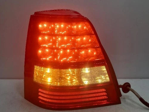 Left rear tail light assembly compatible with Kia Sorento 2008, genuine OEM replacement part 924013E500