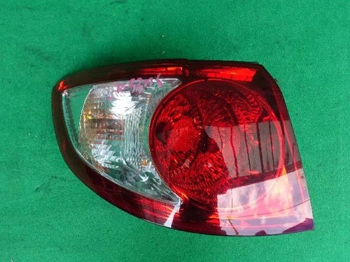 Left rear tail light assembly (combination) OEM 92401 2B000 compatible with Hyundai Santa Fe 2009