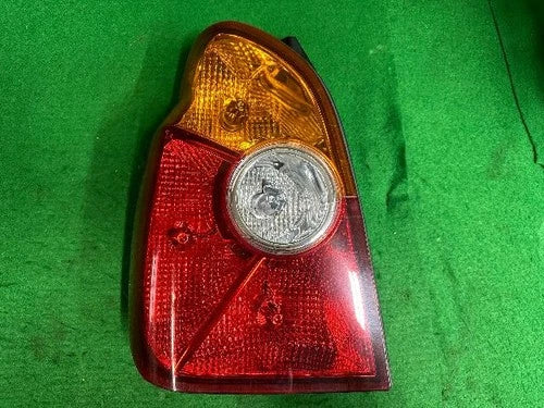 Left rear combination tail light assembly compatible with Hyundai Terracan 2002, genuine OEM replacement part 92401 H1010