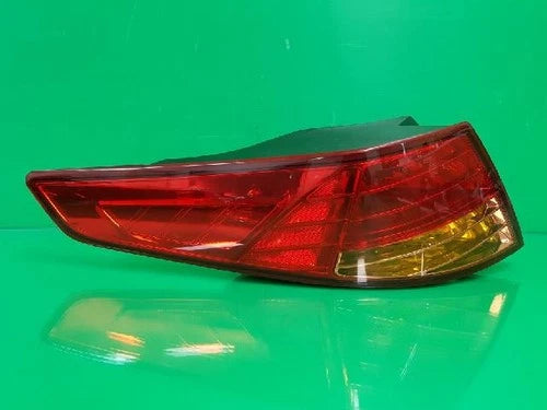 Left rear tail light assembly compatible with Kia K5 2013, genuine OEM replacement part 92401 2T000