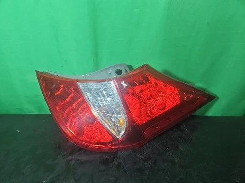 Used OEM Part - Combination Tail Light Assembly right compatible with Hyundai Accent 2011, OEM 92402 1R200