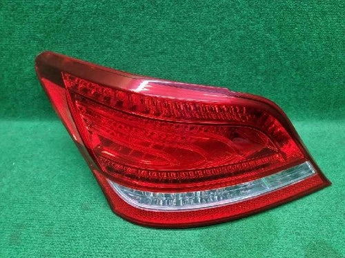 Left rear tail light compatible with Hyundai Equus 2010, genuine OEM replacement part 92401 3N000