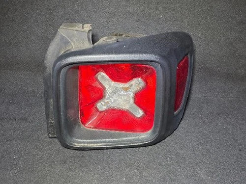 Luz trasera / calavera combinada para Jeep 2017 (lado del pasajero/derecho) OEM 52060575