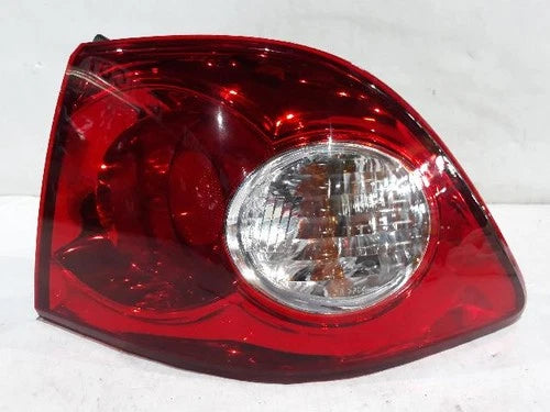 Right rear combination tail light assembly compatible with Kia D-LEV 2006, genuine OEM replacement part 92402 2G005