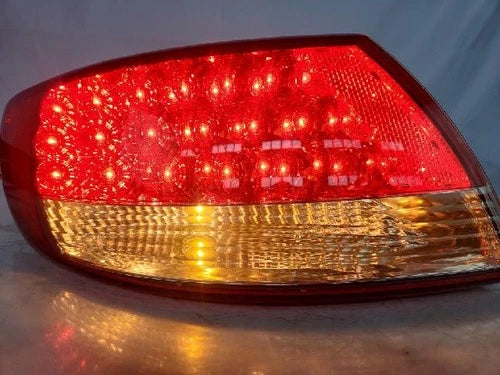 Left rear combination tail light assembly compatible with Hyundai Azera 2010, genuine OEM replacement part 92401 3L002
