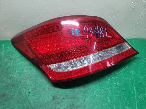 Left rear tail light compatible with Hyundai Equus 2010, genuine OEM replacement part 92401 3N000