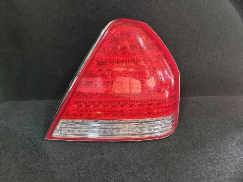 Rear tail light genuine Hyundai Equus 2004, part number 92402 3B700