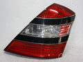 Luz trasera / calavera combinada para Mercedes Benz 2009 (lado derecho/del pasajero) OEM A2218200464
