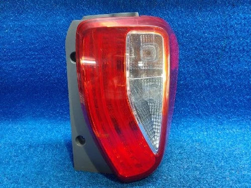 Right rear combination tail light assembly compatible with Kia Ray 2012, genuine OEM replacement part 92402 A3000