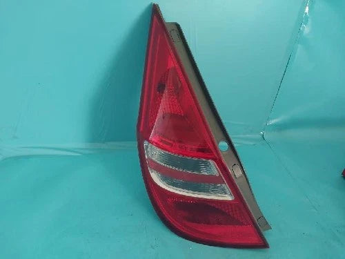 Left rear tail light assembly compatible with Hyundai i30 2010, genuine OEM replacement part 92401 2L000