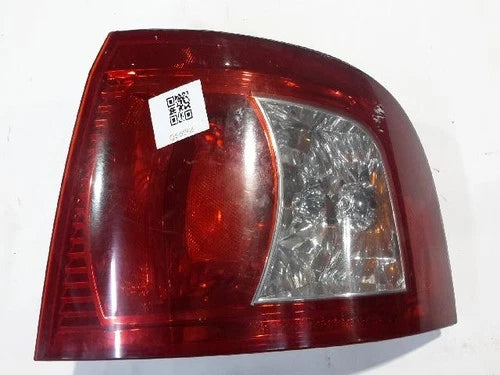 Used OEM Part - Combination Tail Light Assembly Kia Optima 2002 OEM 92420 3C001