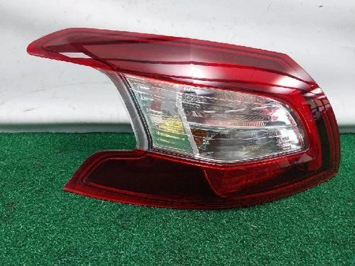 Used OEM Part - Rear tail combination light compatible with Peugeot 308 2016 (left side/driver side) OEM 9677817680