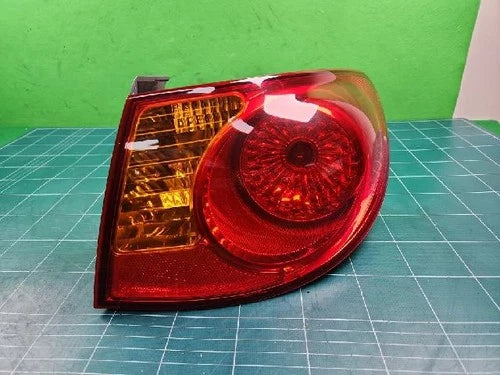 Right rear tail light compatible with Hyundai Elantra 2008, genuine OEM replacement part 92402 2H000