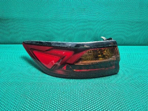 Left outer rear tail light assembly compatible with Kia Cadenza 2016 (genuine OEM replacement part 92401F6000)