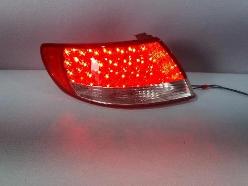 Left rear combination tail light assembly compatible with Hyundai Azera 2009, genuine OEM replacement part 92401 3L002