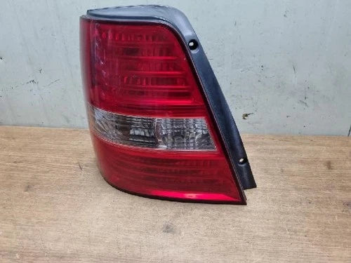 Left rear combination tail light assembly compatible with Kia Sorento 2008, genuine OEM replacement part 92401 3E540