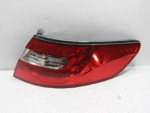 Right outer rear tail light assembly compatible with Hyundai Azera 2011, OEM 92404 3V000