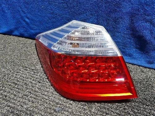 Left rear tail light assembly compatible with Hyundai Genesis Coupe 2010, genuine OEM replacement part 92401 3M060